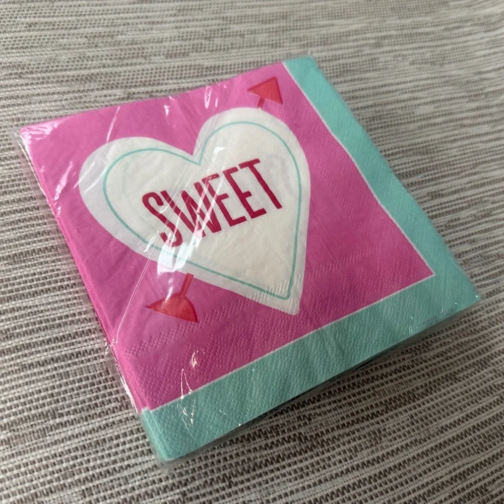 NWT Sweet Heart Party Napkins - Valentine’s Day, Pink and Teal - Pack of 18